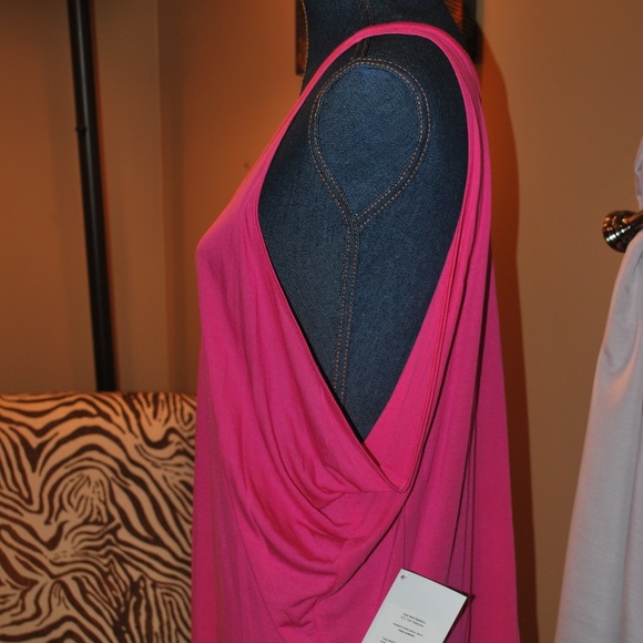 NWT FABLETICS Barbados Muscle Tank in pink - Picture 3 of 6